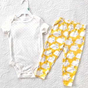 Polka-dot bodysuit + Bunny pants NEW 18mo